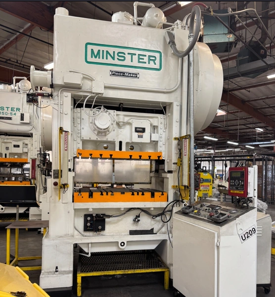 Minster P2-150-54 "PIECE-MAKER" 150 Tons