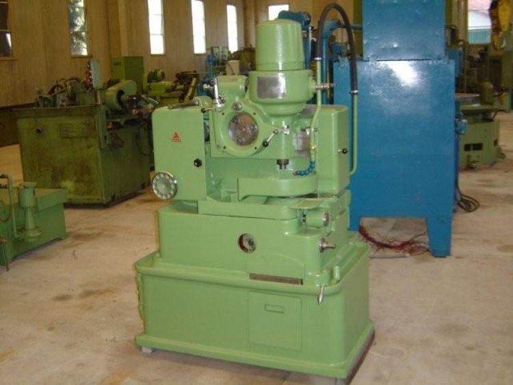 TOS Tos GEAR MILLING MACHINE Variable Speed