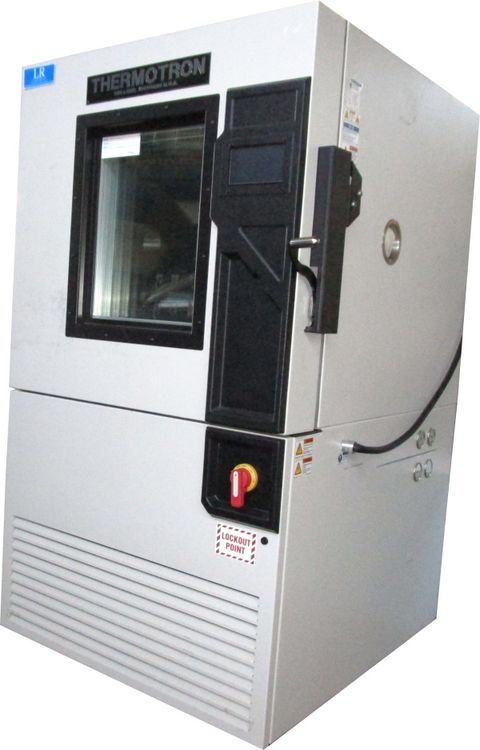 Thermotron S-16-8200 Temperature Chamber