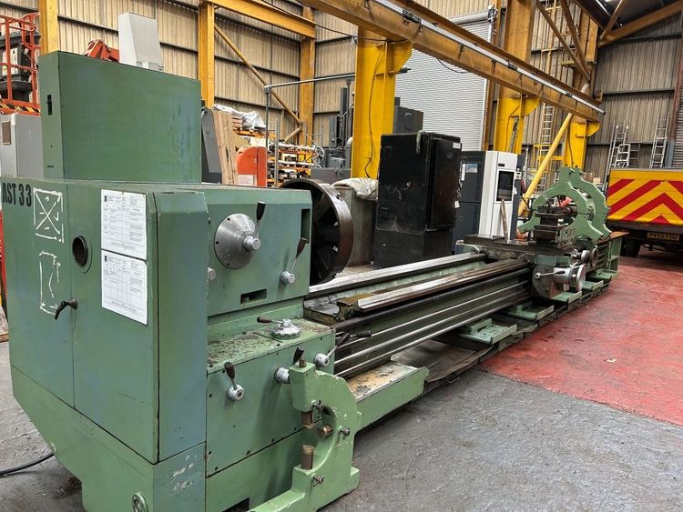 Poreba GAP BED CENTRE LATHE 800 rpm TR80