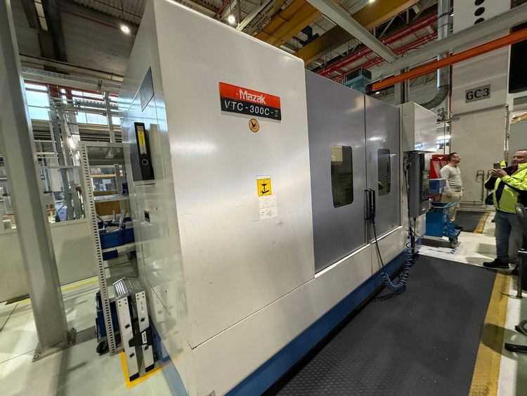 Mazak VTC 300 C - II 3 Axis