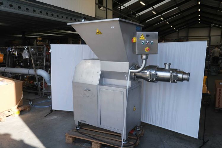 AM2C, SM 310 Meat Separator