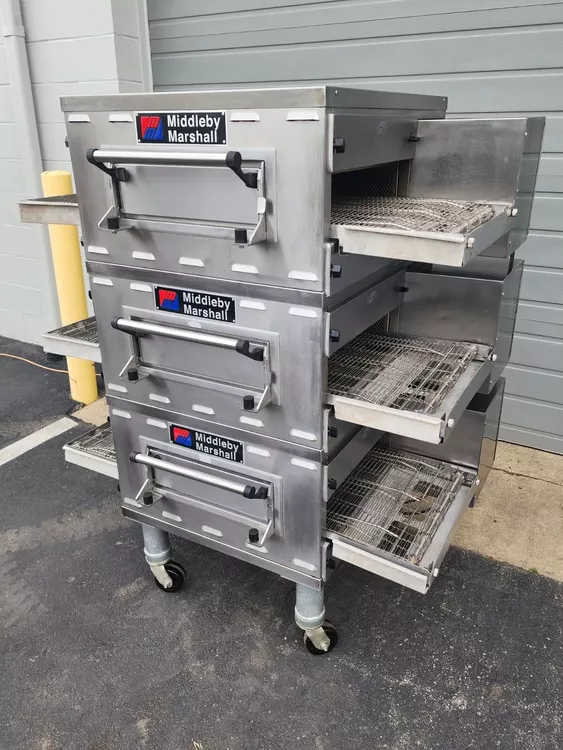 Marshall, Middleby PS528G Triple Stack Conveyor Oven