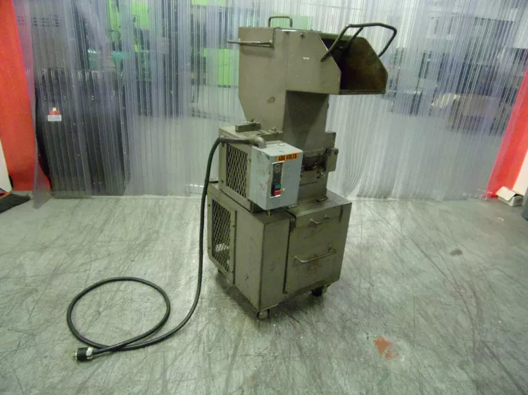 Cumberland 8x10 Granulator