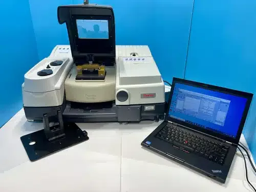 Thermo Nicolet 6700 FTIR with Diamond ATR