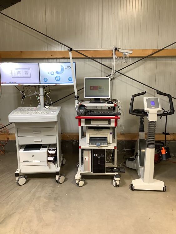 Schiller Cardiovit CS-200