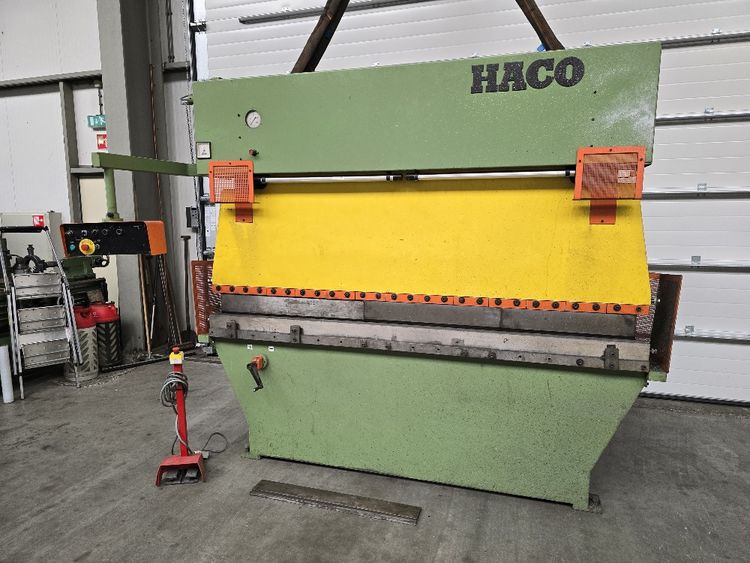 Haco PPB 25100 2500 x 100 ton