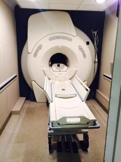 GE 1.5 EchoSpeed Mobile MRI