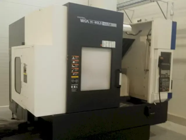 Hyundai Wia Hi-MOLD 560/5A 5  Axis