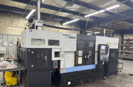 Doosan Doosan-Fanuc I Series Control 3500 RPM PUMA TW2600M-GL CNC TURNING CENTER with Milling and Robot System 2 Axis