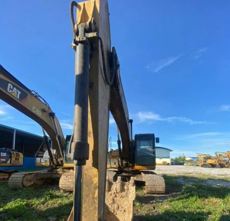 Caterpillar 320D2GC Tracked Excavator