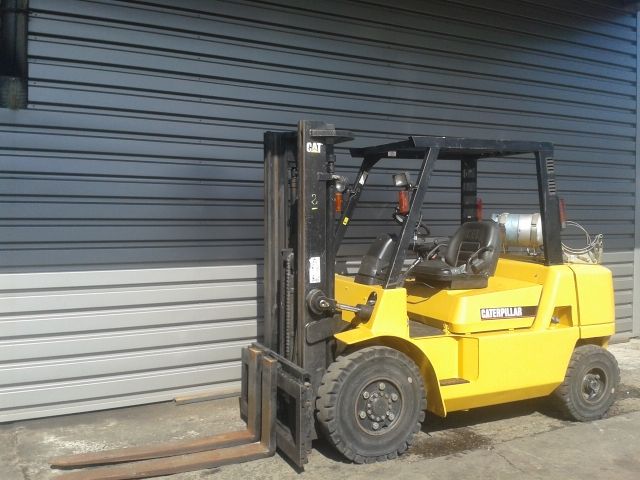 Caterpillar GP40K LP Gas Forklift 4,000 kg