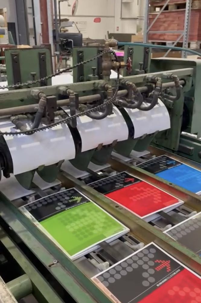 ECH Will 700 mm A4 Ruling machine type LB 70, in operation