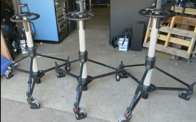3 Vinten Ped Plus Studio Pedestal