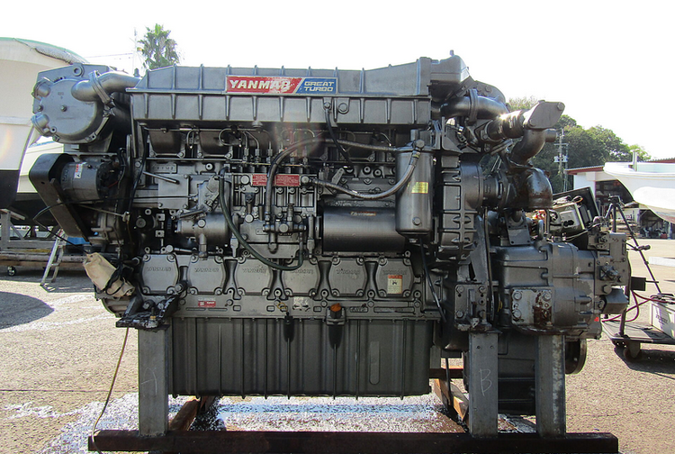 Yanmar 6AYP-GT 912ps (3.03/3.52) Max: 671kw/912ps