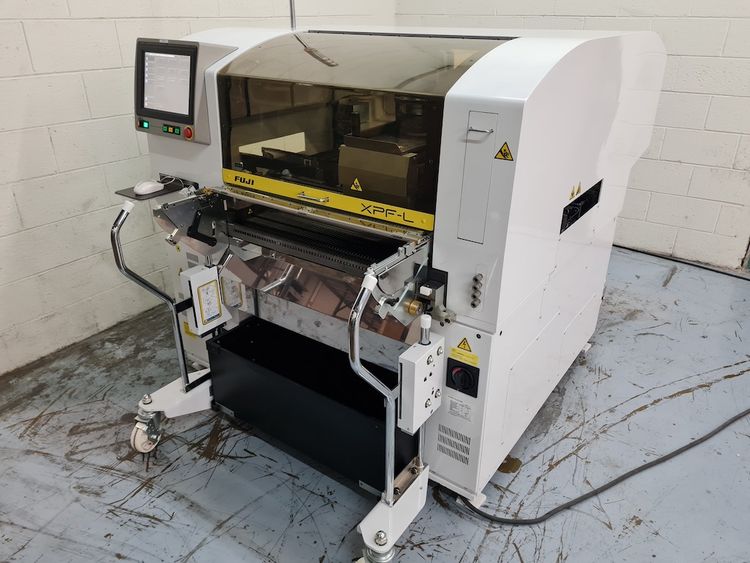 Fuji XPF-L Multi-Purpose Mounter