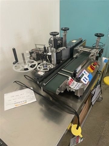 Pack Leader Machinery Inc. 50, Wrap-around Labeler