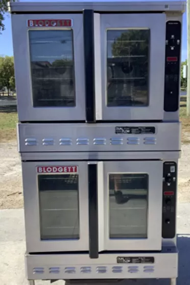 Blodgett DFG-100-3 Cook and Hold Natural Gas Convection Oven