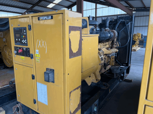 Caterpillar C15 Diesel Generator Set Generator kVA: 512.5