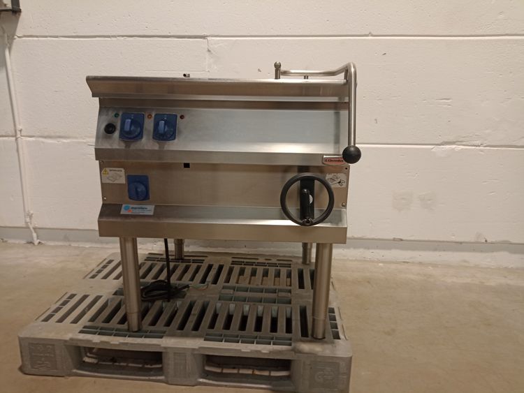 Electrolux Gas-fired roasting pan