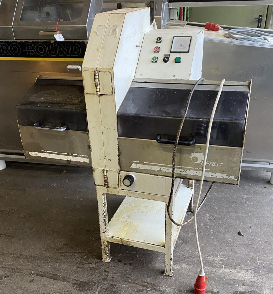 Herlitzius A 90 compact bread slicer
