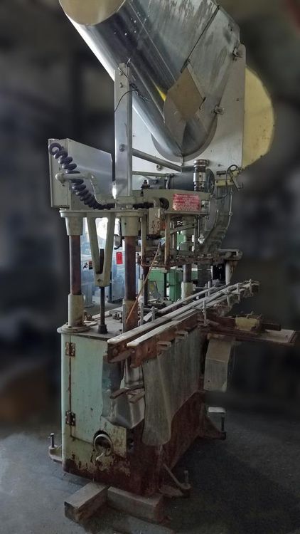 Resina S-30 Capping Machine