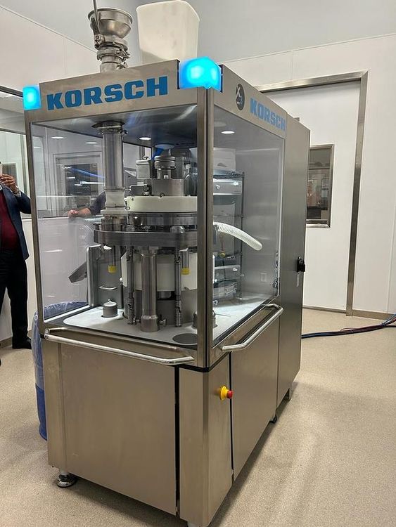 4 Manesty TABLET PRESSES