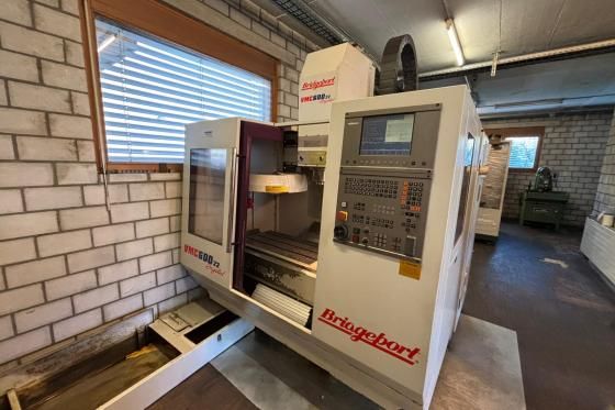 Bridgeport VMC 560 3 Axis