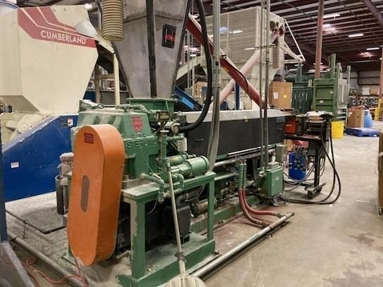 Davis Standard 3.5″ Extruder