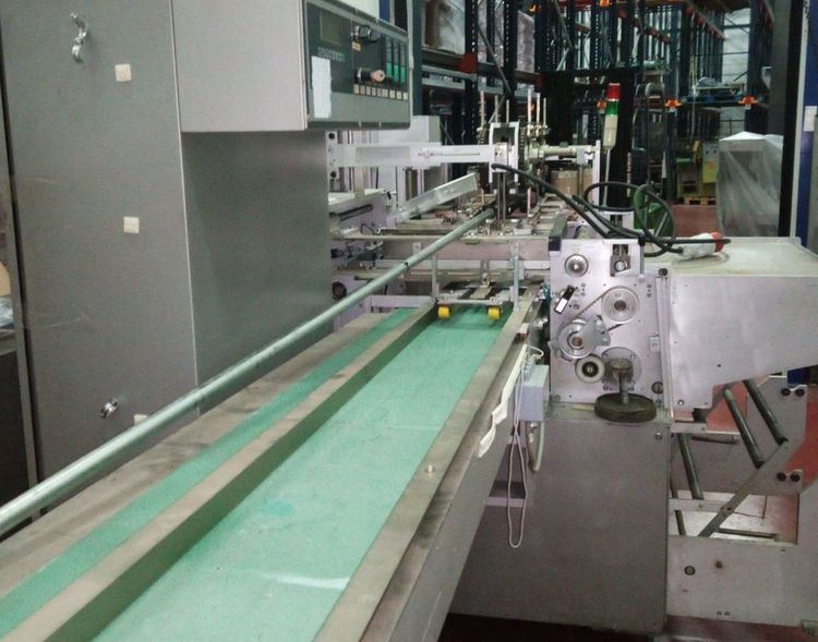 Cam RA, Form, filling and sealing machine