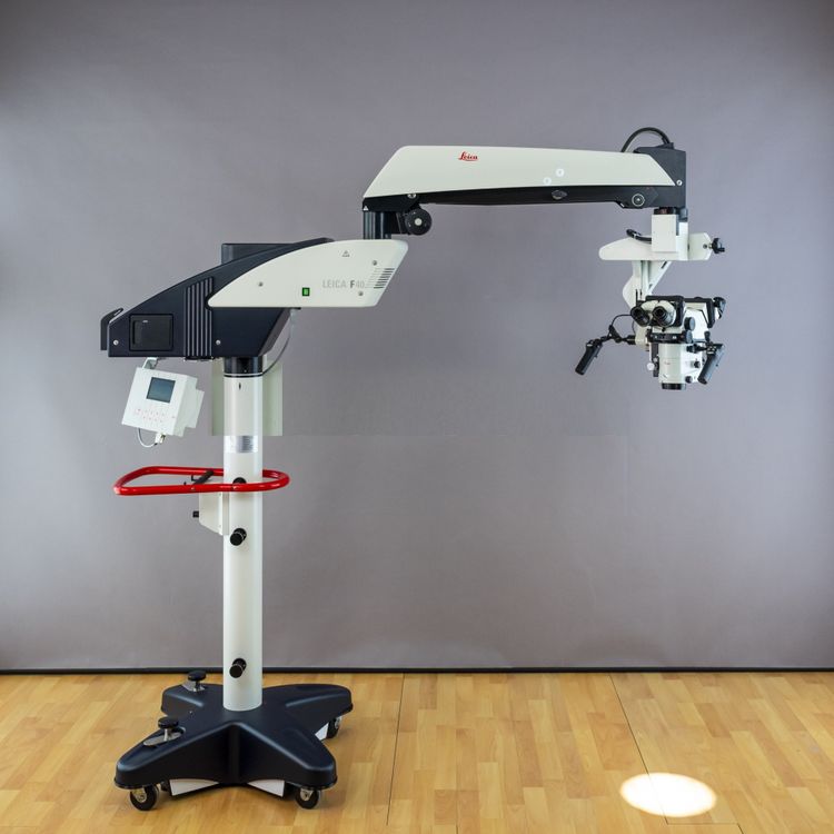 Leica M525 F40 Neurosurgical Operating Microscope