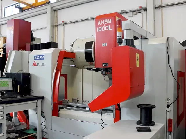 Acra AHSM 1000 L 3 Axis