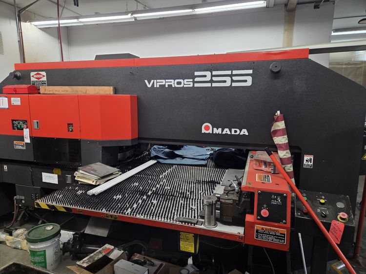 Amada Vipros 255 20 Tons