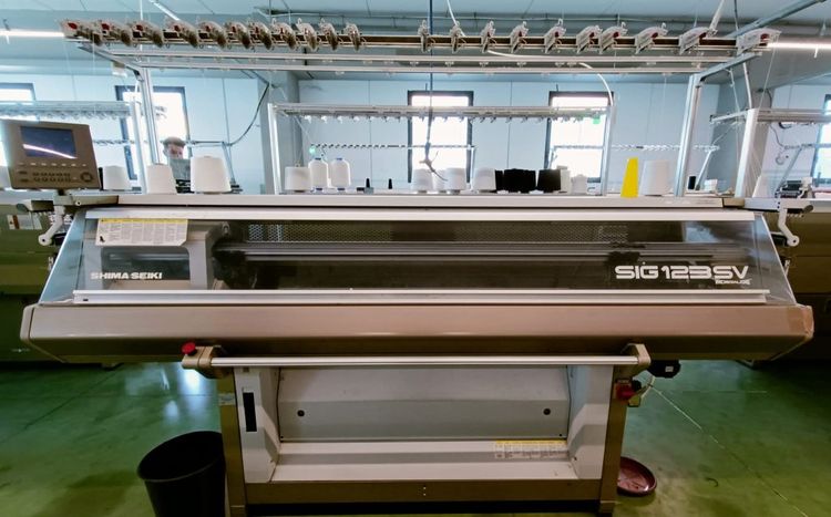 48 Shima Seiki SIG123 SV