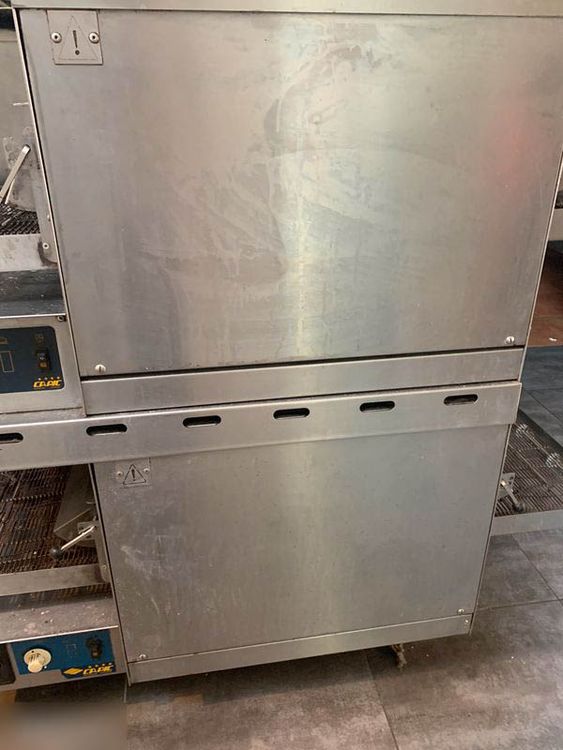 2  Conveyor Pizza Oven