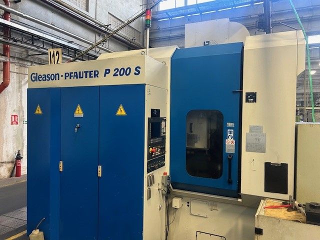 Gleason PFAUTER P200S Variable CNC Gear Hobbing Machine