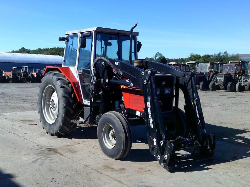 Massey Ferguson 390 Tractor