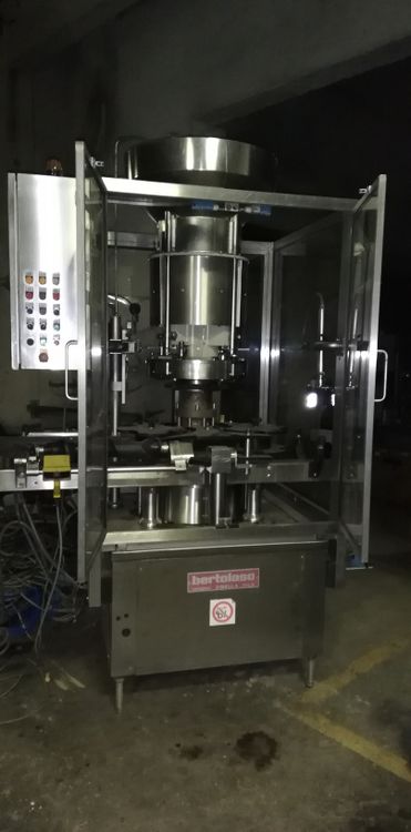 Bertolaso Delta 504 4-head corker