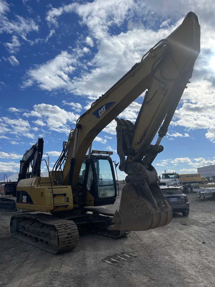 CAT 320C Tracked Excavator