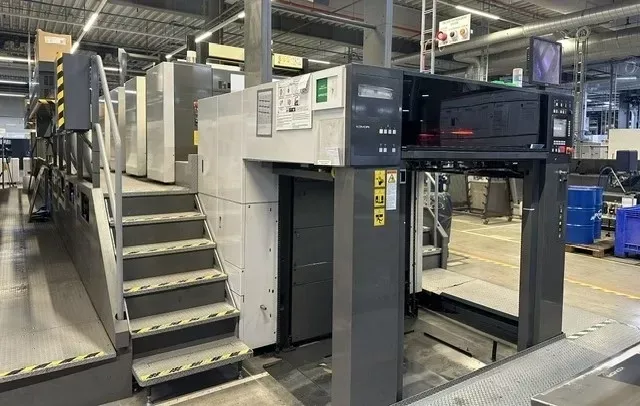 Komori GL840-P HUV 28x40"