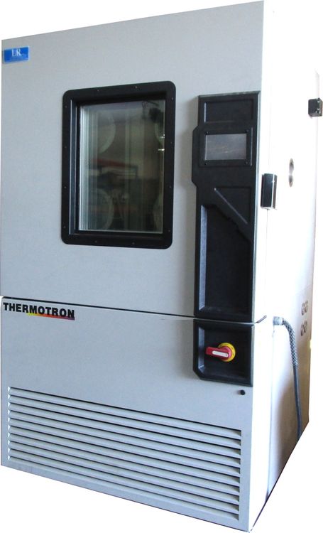 Thermotron SM-27-8200