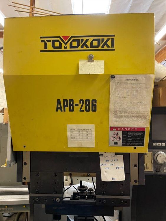 Toyokoki APB-286 CNC Press Brake 28 Ton x 30″