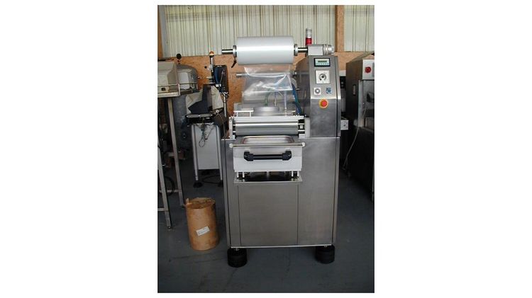 Meca 900 L Semi-Automatic Tray Sealer