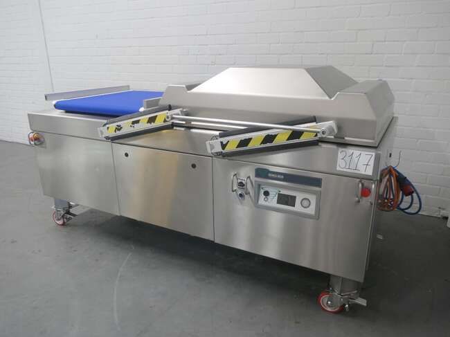 Henkelman Titaan 2-90  automatic double chamber vacuum machine