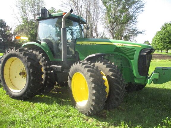 John Deere 8220 Tractor