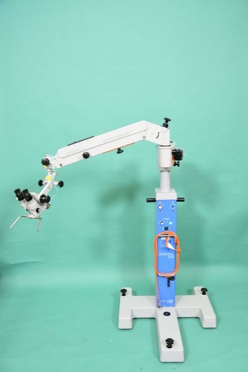 ZEISS OPMI 1 Binocular surgical microscope