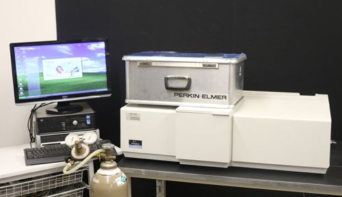 Perkin Elmer Lambda-900 UV-VIS-NIR Research Spectrophotometer