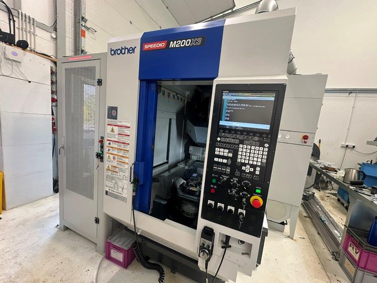 Brother SPEEDIO M200 X3 5-AXIS MACHINING CENTRE  5 Axis