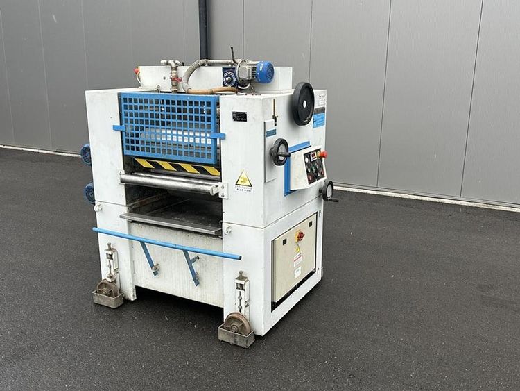 Osama S4R/P-600 GLUING MACHINE