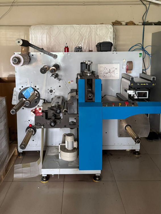 YMQA-320